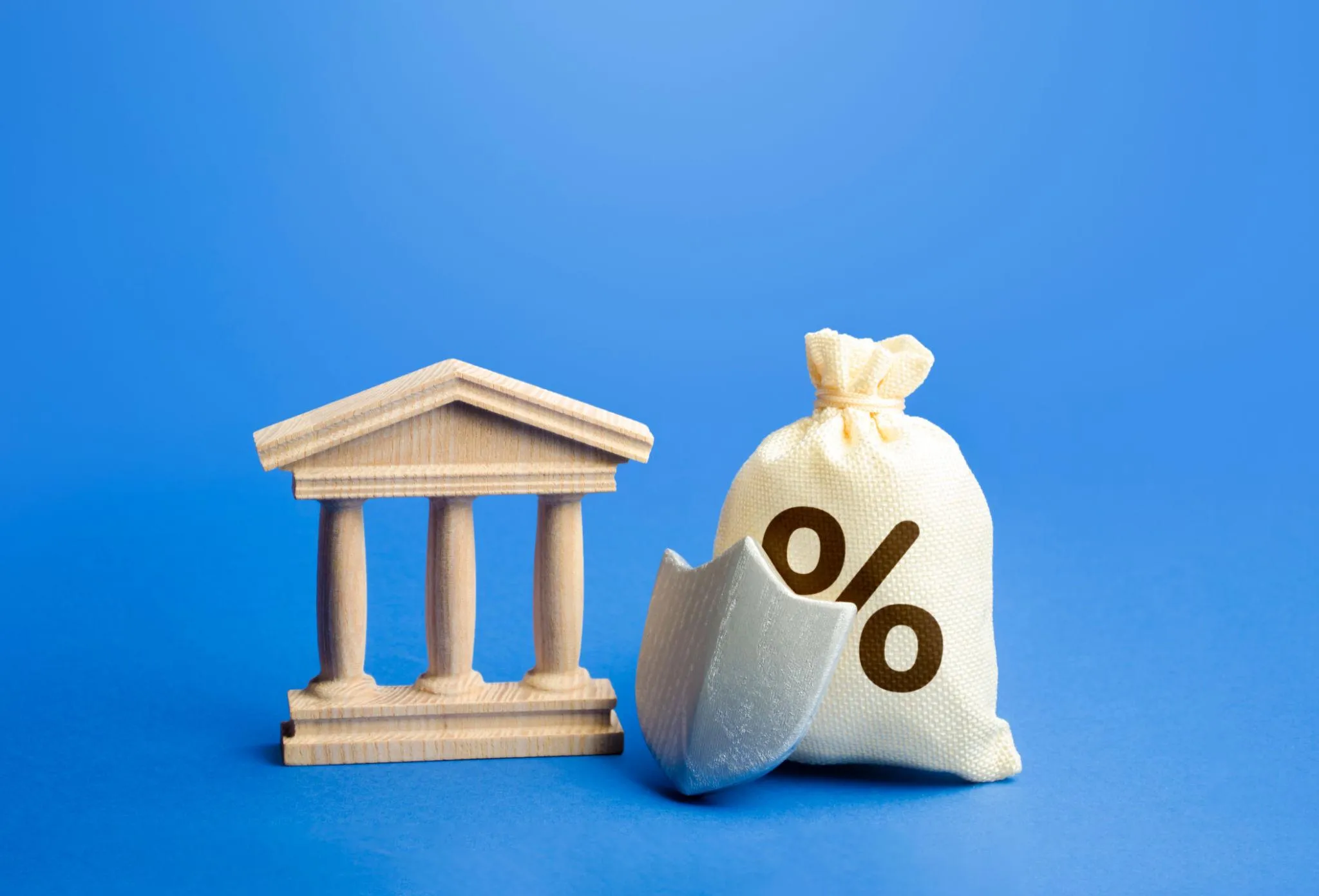 How FDIC insurance protects your savings through secure bank deposit protection